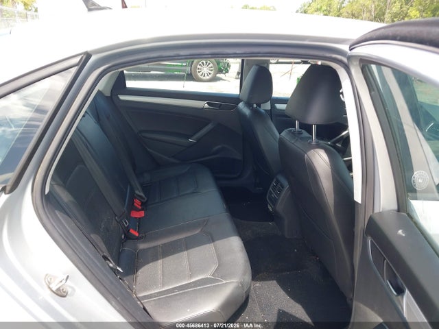 Продаж на аукціоні авто 2019 Volkswagen Passat 2.0t Wolfsburg Edition, vin: 1VWLA7A3XKC005295, номер лоту: 45686413