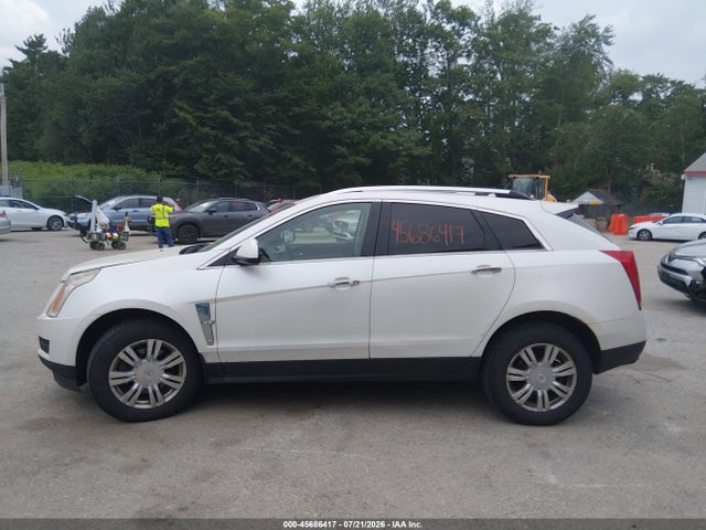 45686417 :رقم المزاد ، 3GYFNDEY4BS556738 vin ، 2011 Cadillac Srx Luxury Collection مزاد بيع