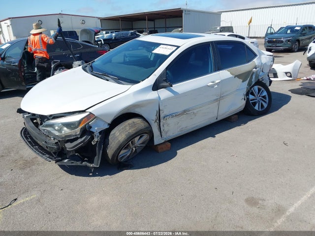 Toyota Corolla Le Eco Premium 2014 5YFBPRHE8EP108520 Image 2