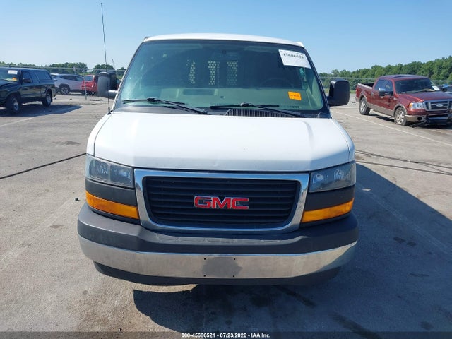 GMC Savana 2500 Work Van 2018 1GTW7AFG8J1911527 Image 12