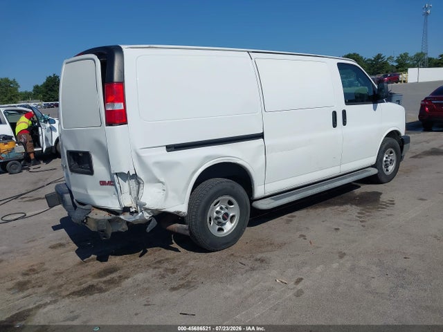 GMC Savana 2500 Work Van 2018 1GTW7AFG8J1911527 Image 4