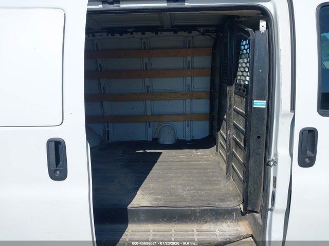 GMC Savana 2500 Work Van 2018 1GTW7AFG8J1911527 Image 8
