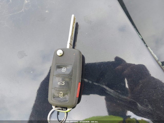 2012 Volkswagen Gti 4-door მანქანა იყიდება აუქციონზე, vin: WVWHD7AJ4CW118027, აუქციონის ნომერი: 45686542