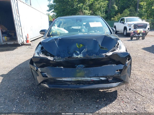 45686551 :رقم المزاد ، JTDKBRFU5J3584445 vin ، 2018 Toyota Prius Two مزاد بيع