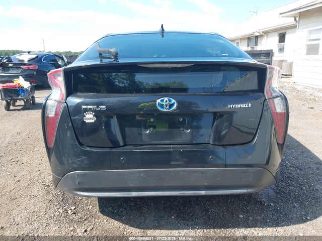 45686551 :رقم المزاد ، JTDKBRFU5J3584445 vin ، 2018 Toyota Prius Two مزاد بيع