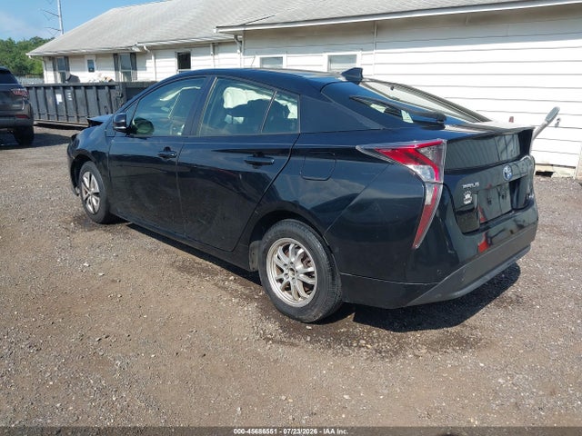 45686551 :رقم المزاد ، JTDKBRFU5J3584445 vin ، 2018 Toyota Prius Two مزاد بيع