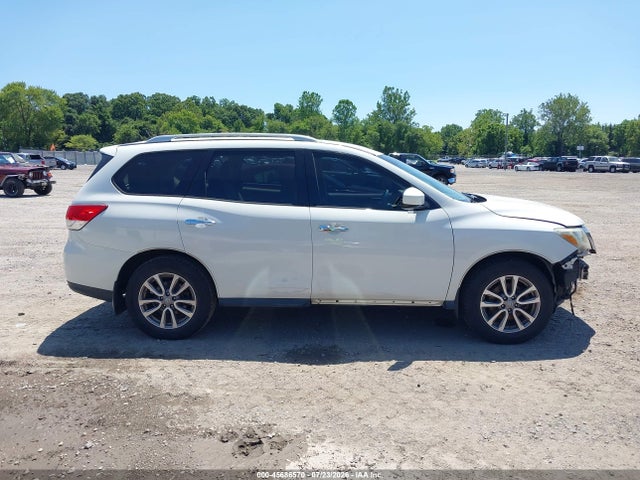 45686570 :رقم المزاد ، 5N1AR2MN5FC685529 vin ، 2015 Nissan Pathfinder Sv مزاد بيع