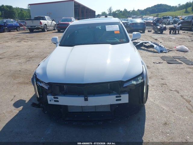 45686578 :رقم المزاد ، 1G6DK5RK0N0107332 vin ، 2022 Cadillac Ct4 Luxury مزاد بيع