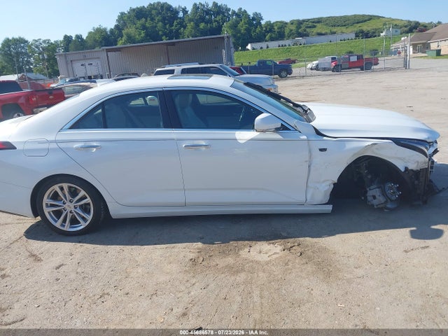 45686578 :رقم المزاد ، 1G6DK5RK0N0107332 vin ، 2022 Cadillac Ct4 Luxury مزاد بيع
