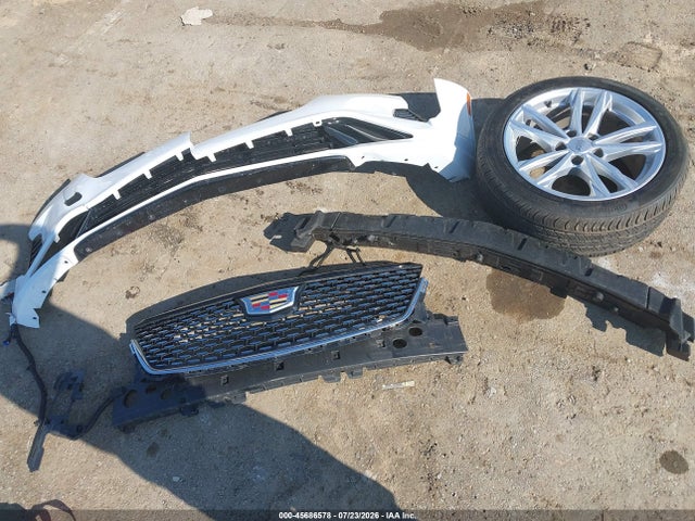 45686578 :رقم المزاد ، 1G6DK5RK0N0107332 vin ، 2022 Cadillac Ct4 Luxury مزاد بيع