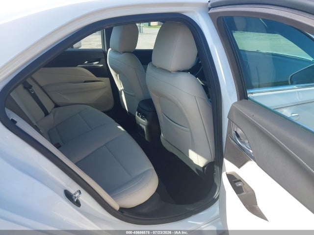 45686578 :رقم المزاد ، 1G6DK5RK0N0107332 vin ، 2022 Cadillac Ct4 Luxury مزاد بيع