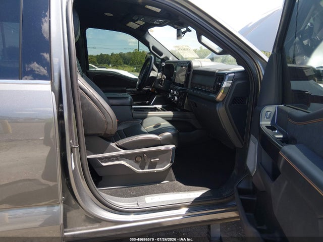 Продажа на аукционе авто 2023 Ford F-350 Platinum, vin: 1FT8W3BT8PED61435, номер лота: 45686579