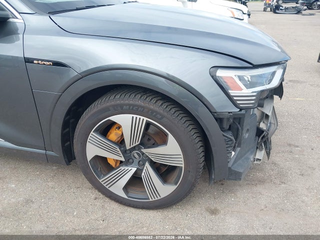 Audi E-tron Premium Plus 2019 WA1VAAGE2KB005227 Image 22