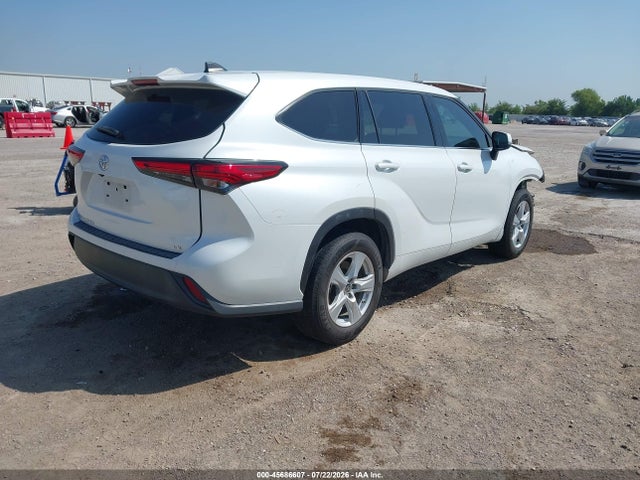 Продажа на аукционе авто 2022 Toyota Highlander Le, vin: 5TDZZRAH1NS539558, номер лота: 45686607