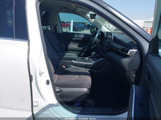 Продажа на аукционе авто 2022 Toyota Highlander Le, vin: 5TDZZRAH1NS539558, номер лота: 45686607