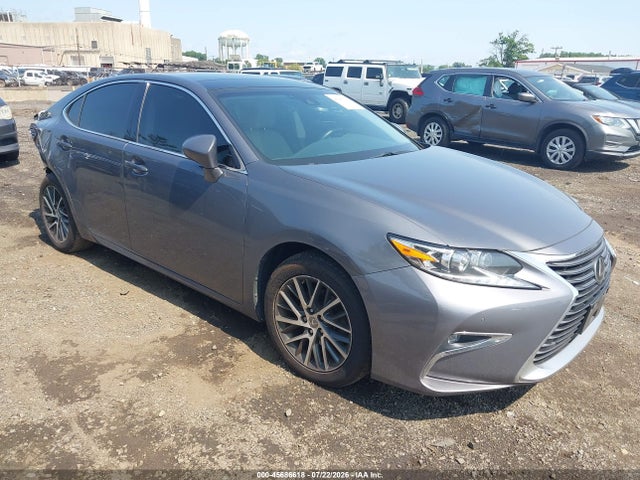 45686618 :رقم المزاد ، 58ABK1GG9HU070682 vin ، 2017 Lexus Es 350 مزاد بيع