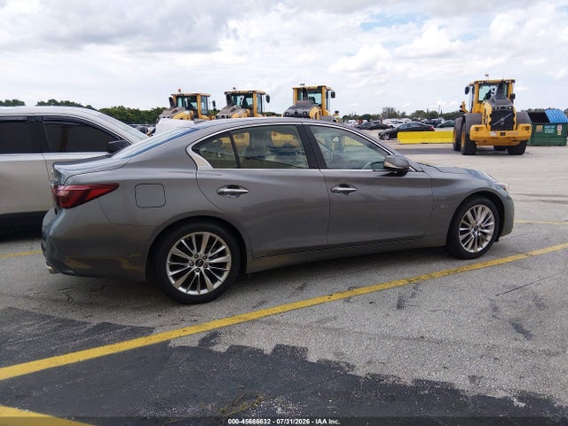45686632 :رقم المزاد ، JN1EV7AP5KM519541 vin ، 2019 Infiniti Q50 3.0t Luxe مزاد بيع