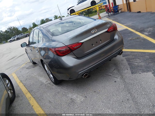 45686632 :رقم المزاد ، JN1EV7AP5KM519541 vin ، 2019 Infiniti Q50 3.0t Luxe مزاد بيع