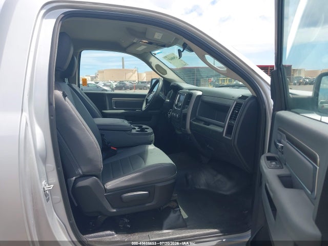 Aukcja sprzedaży 2018 Ram 1500 Tradesman  4x2 8' Box, vin: 3C6JR6DG5JG323596, numer aukcji: 45686653