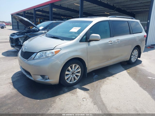 Продажа на аукционе авто 2015 Toyota Sienna Xle Premium 7 Passenger, vin: 5TDDK3DC3FS096276, номер лота: 45686676