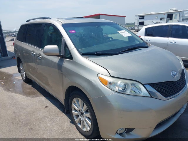 Продажа на аукционе авто 2015 Toyota Sienna Xle Premium 7 Passenger, vin: 5TDDK3DC3FS096276, номер лота: 45686676