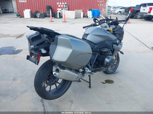 Aukcja sprzedaży 2016 Bmw R1200 Rs, vin: WB10A1504GZ379096, numer aukcji: 45686688
