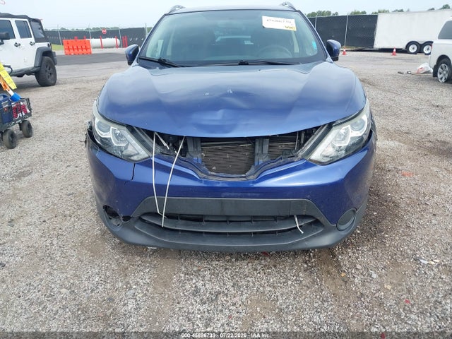2017 Nissan Rogue Sport Sv მანქანა იყიდება აუქციონზე, vin: JN1BJ1CR4HW112639, აუქციონის ნომერი: 45686739