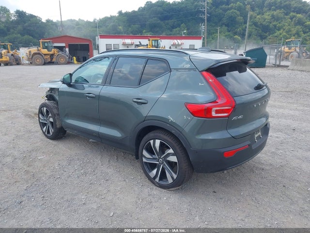 Продаж на аукціоні авто 2026 Volvo Xc40 Plus, B5 Awd Gas (mild Hybrid), Dark, vin: YV4L12UC4T2772243, номер лоту: 45686787