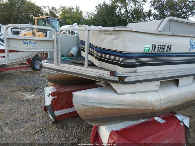 45686809 :رقم المزاد ، BUH253441192 vin ، 1992 Suntracker Pontoon مزاد بيع