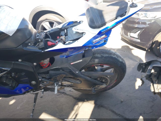 Yamaha Yzfr6 C 2015 JYARJ16Y0FA009111 Image 18