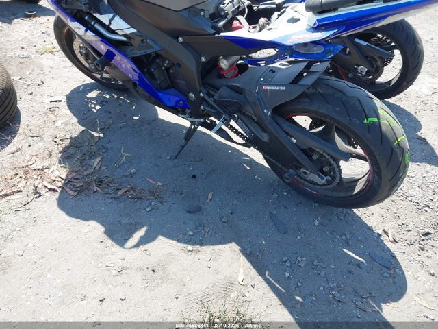 Yamaha Yzfr6 C 2015 JYARJ16Y0FA009111 Image 3