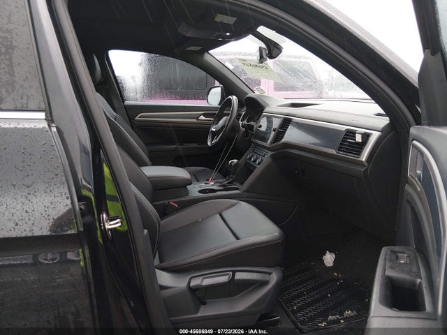 45686849 :رقم المزاد ، 1V25E2CAXLC229858 vin ، 2020 Volkswagen Atlas Cross Sport 3.6l V6 Se W/technology/3.6l V6 Se W/technology R-line مزاد بيع