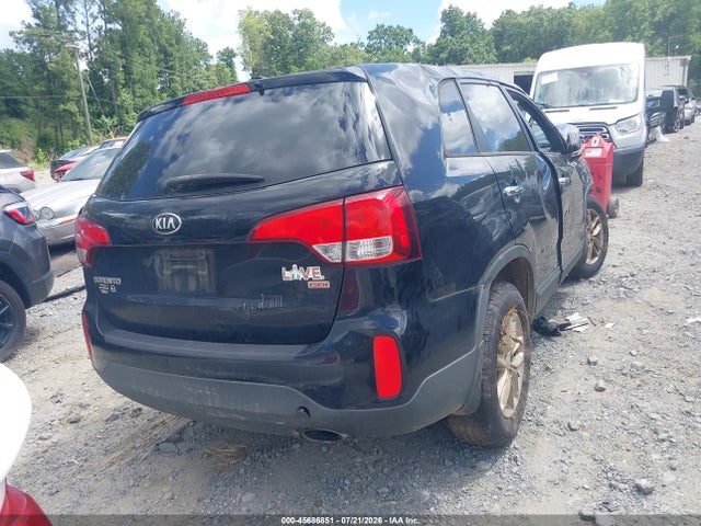 Продажа на аукционе авто 2015 Kia Sorento Lx, vin: 5XYKT3A65FG593796, номер лота: 45686851