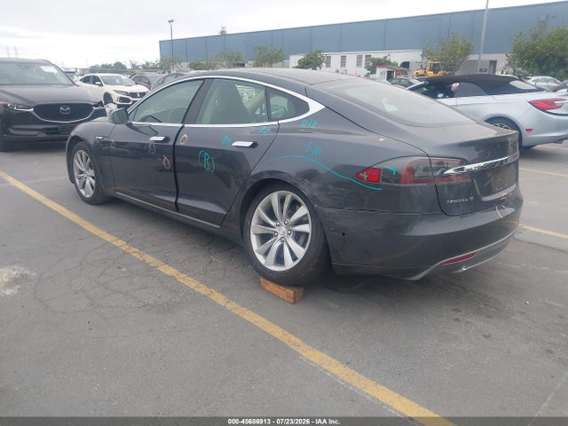 Tesla Model S P85 2014 5YJSA1H17EFP62257 Image 3