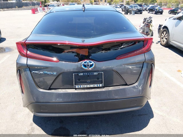 JTDKAMFP5M3174393 Toyota Prius Prime Le