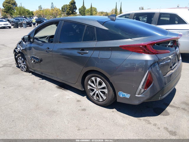 JTDKAMFP5M3174393 Toyota Prius Prime Le