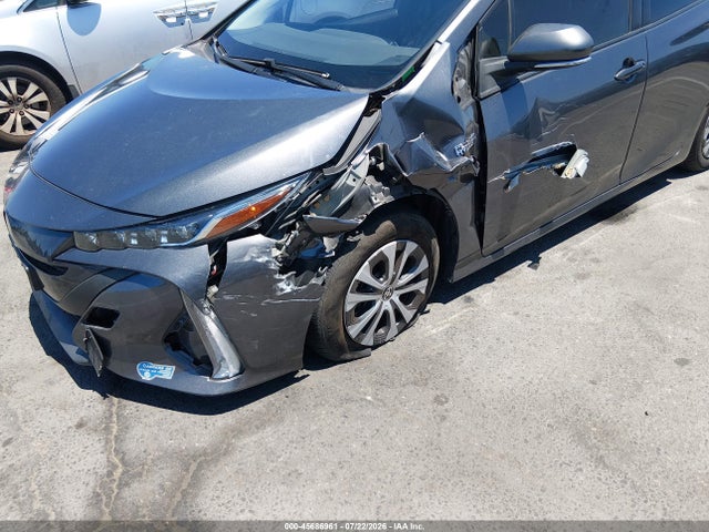 JTDKAMFP5M3174393 Toyota Prius Prime Le