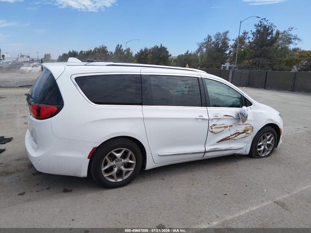 Chrysler Pacifica Limited 2017 2C4RC1GG8HR505163 Image 16