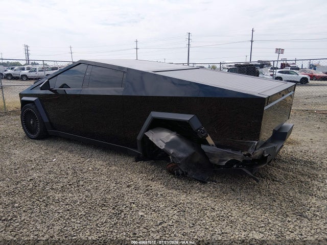 7G2CEHEDXSA078146 Tesla Cybertruck All-wheel Drive