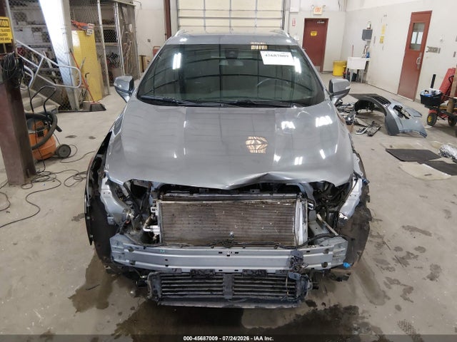 1GYKNAR40NZ136051 Cadillac Xt5 Fwd Luxury