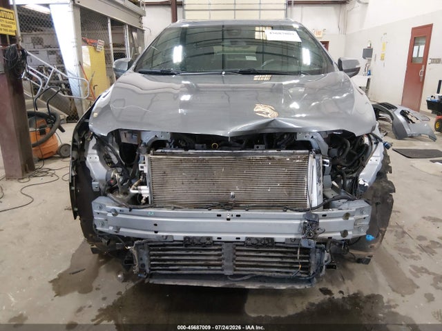 1GYKNAR40NZ136051 Cadillac Xt5 Fwd Luxury