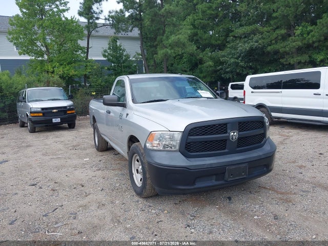45687071 :رقم المزاد ، 3C6JR6DG7HG680983 vin ، 2017 Ram 1500 مزاد بيع