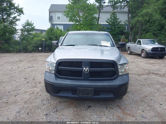45687071 :رقم المزاد ، 3C6JR6DG7HG680983 vin ، 2017 Ram 1500 مزاد بيع