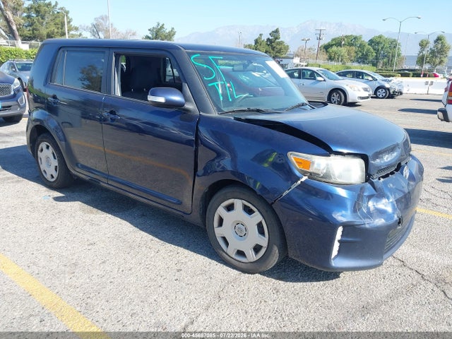 Scion XB 2014 JTLZE4FE1EJ066310 головне зображення