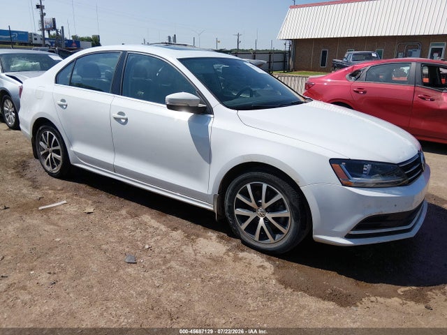 45687129 :رقم المزاد ، 3VWDB7AJ3HM257123 vin ، 2017 Volkswagen Jetta 1.4t Se مزاد بيع