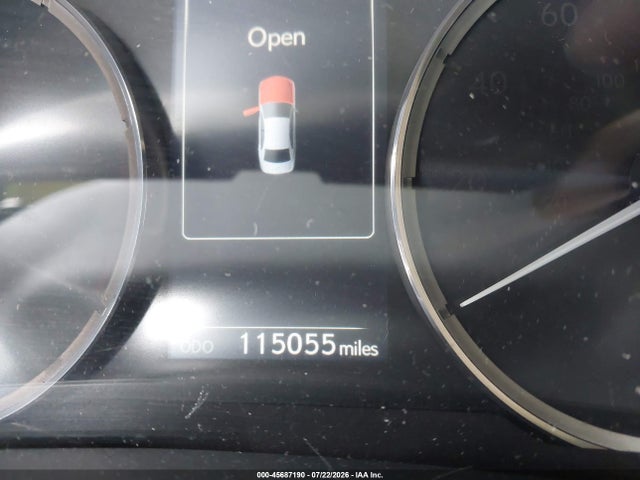Lexus IS 300 2018 JTHBA1D22J5075213 Image 16