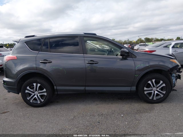 Toyota RAV4 LE 2016 JTMZFREV6GD090546 Image 14