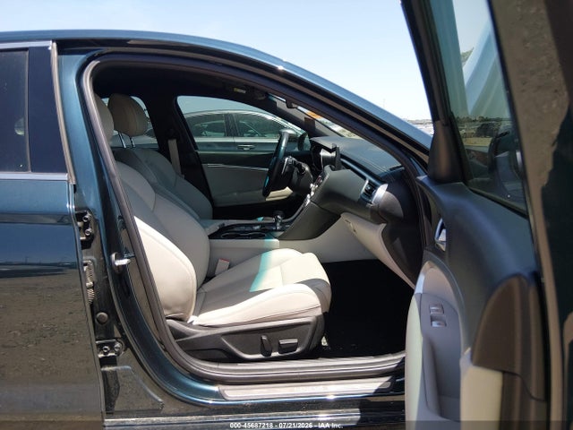 Продажа на аукционе авто 2023 Genesis G70 2.0t Rwd, vin: KMTG34TA3PU124298, номер лота: 45687218