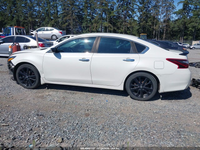1N4AL3AP7HC181042 Nissan Altima 2.5 Sr