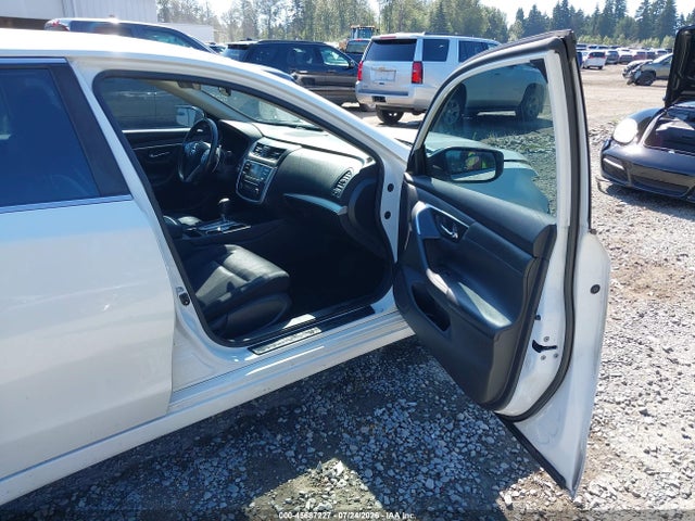 1N4AL3AP7HC181042 Nissan Altima 2.5 Sr